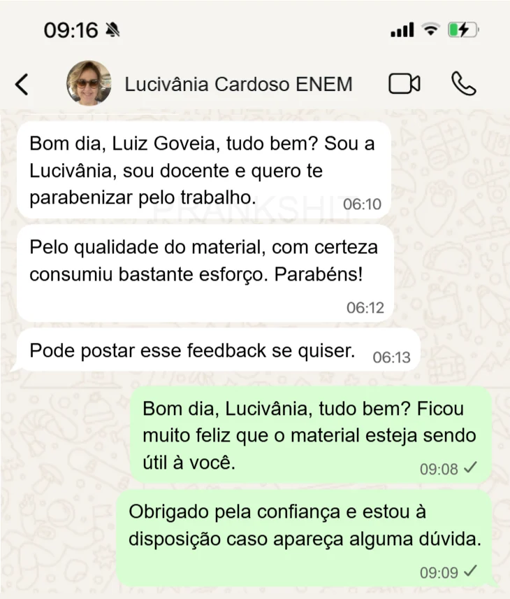 Conversa no WhatsApp: professora parabeniza pela qualidade do material
